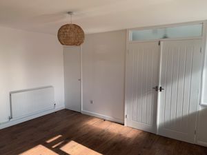 Photo 11- click for photo gallery